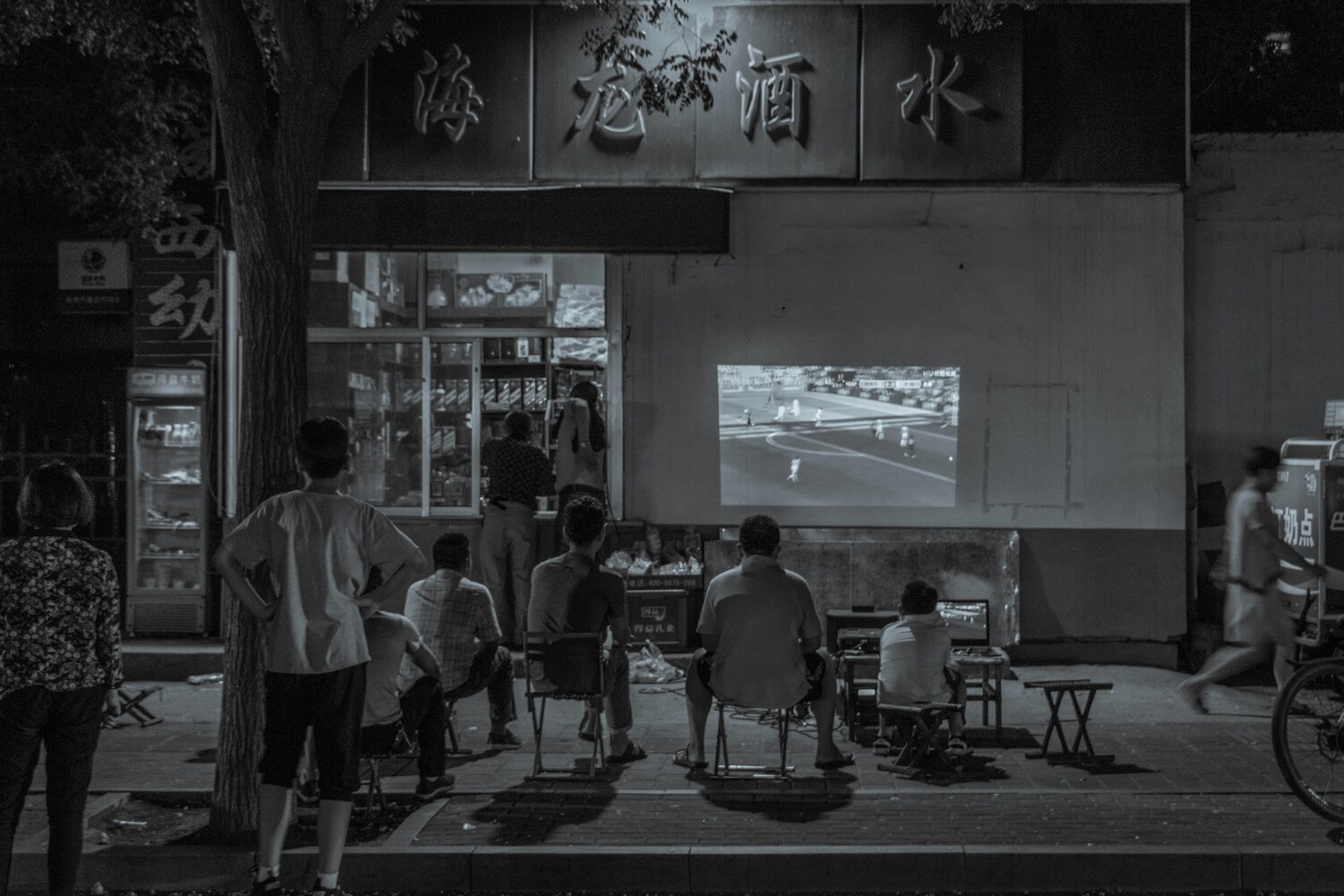 Como Assistir Jogos de Futebol ao Vivo: Os Melhores Apps de 2025